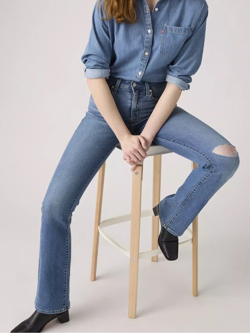 New Levi's 725 High-Rise Bootcut Jeans - Light Blue Denim 29x32